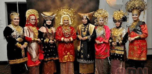 Detail Hiasan Kepala Dari Sumatera Barat Disebut Nomer 22