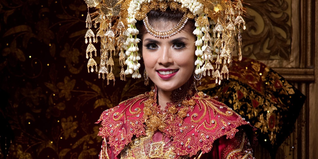 Detail Hiasan Kepala Pengantin Palembang Nomer 29