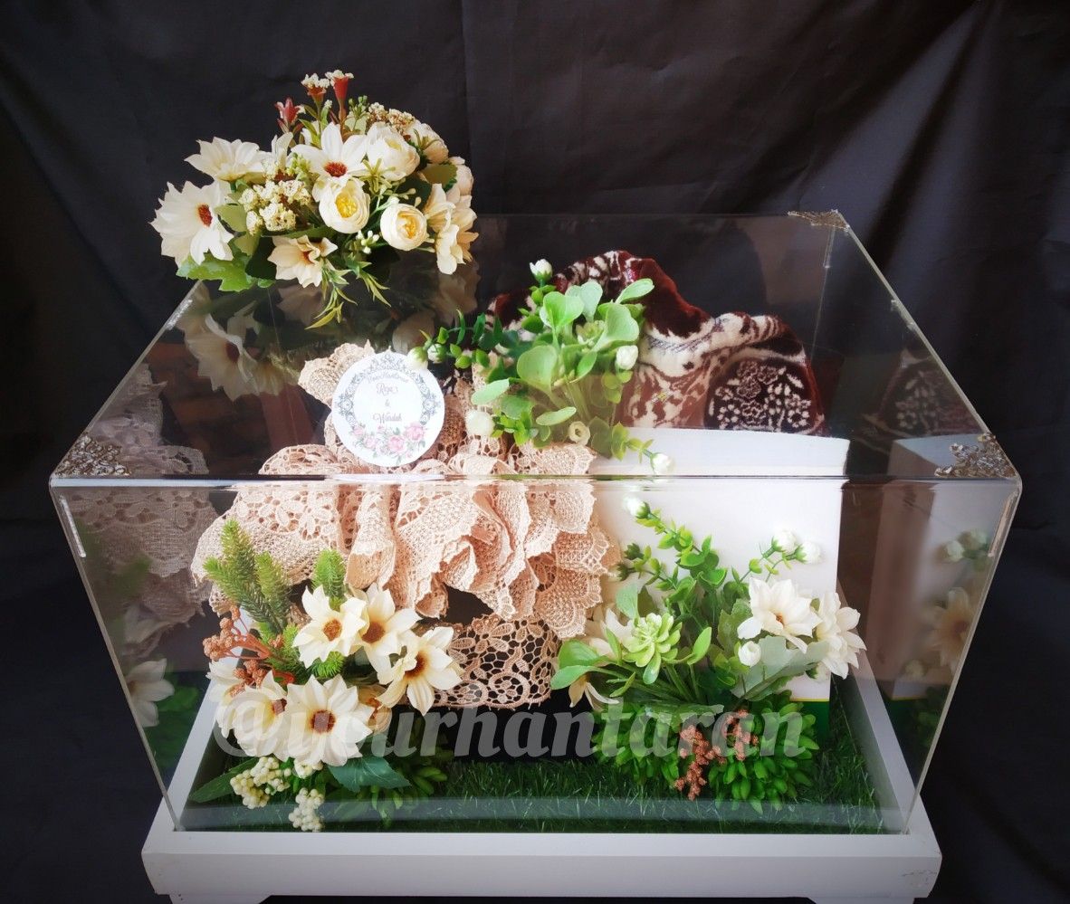 Detail Hiasan Kotak Hantaran Nomer 3