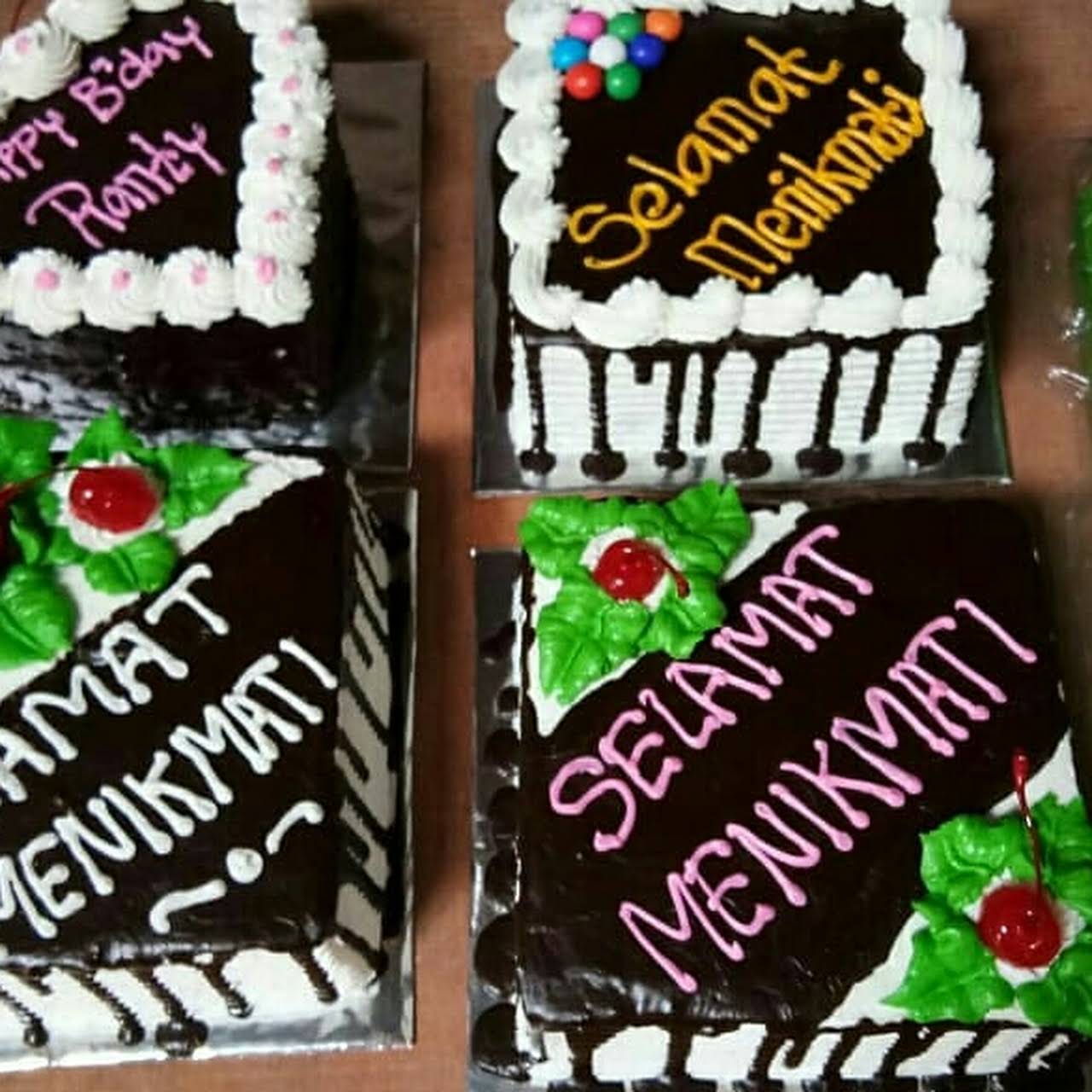 Detail Hiasan Kue Ulang Tahun Sederhana Bentuk Kotak Nomer 37