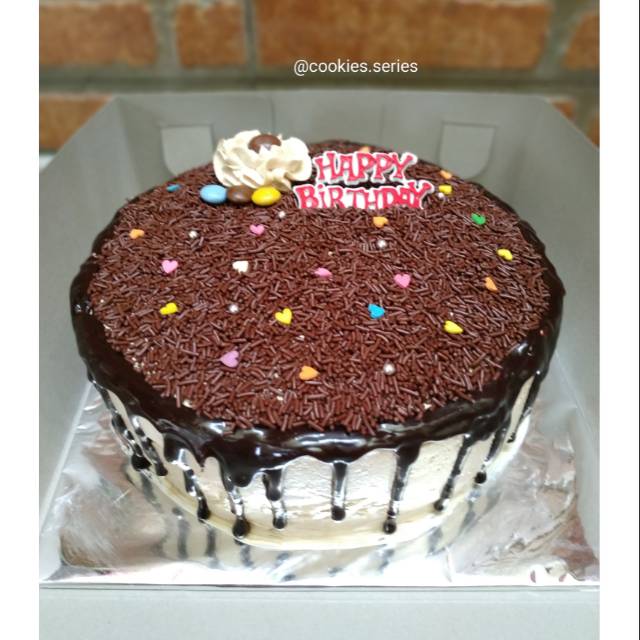 Detail Hiasan Kue Ulang Tahun Simple Nomer 42