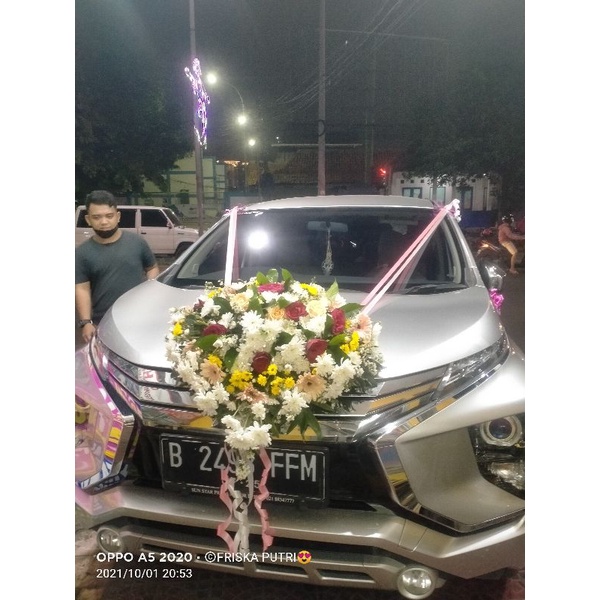 Detail Hiasan Mobil Pengantin Fortuner Nomer 36