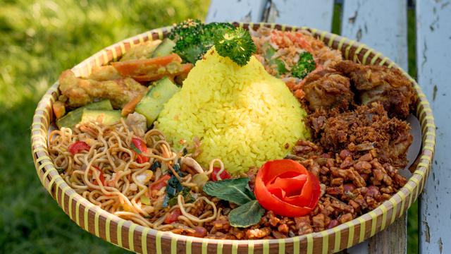 Detail Hiasan Nasi Tumpeng Sederhana Nomer 48