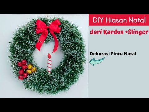 Detail Hiasan Natal Di Pintu Nomer 28