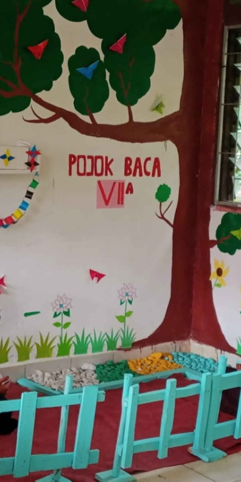 Detail Hiasan Pojok Baca Nomer 20