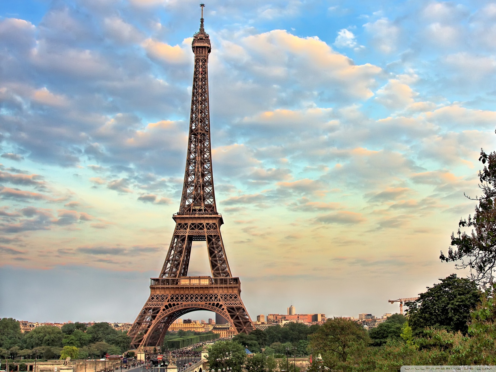 Detail High Resolution Eiffel Tower Pictures Nomer 20