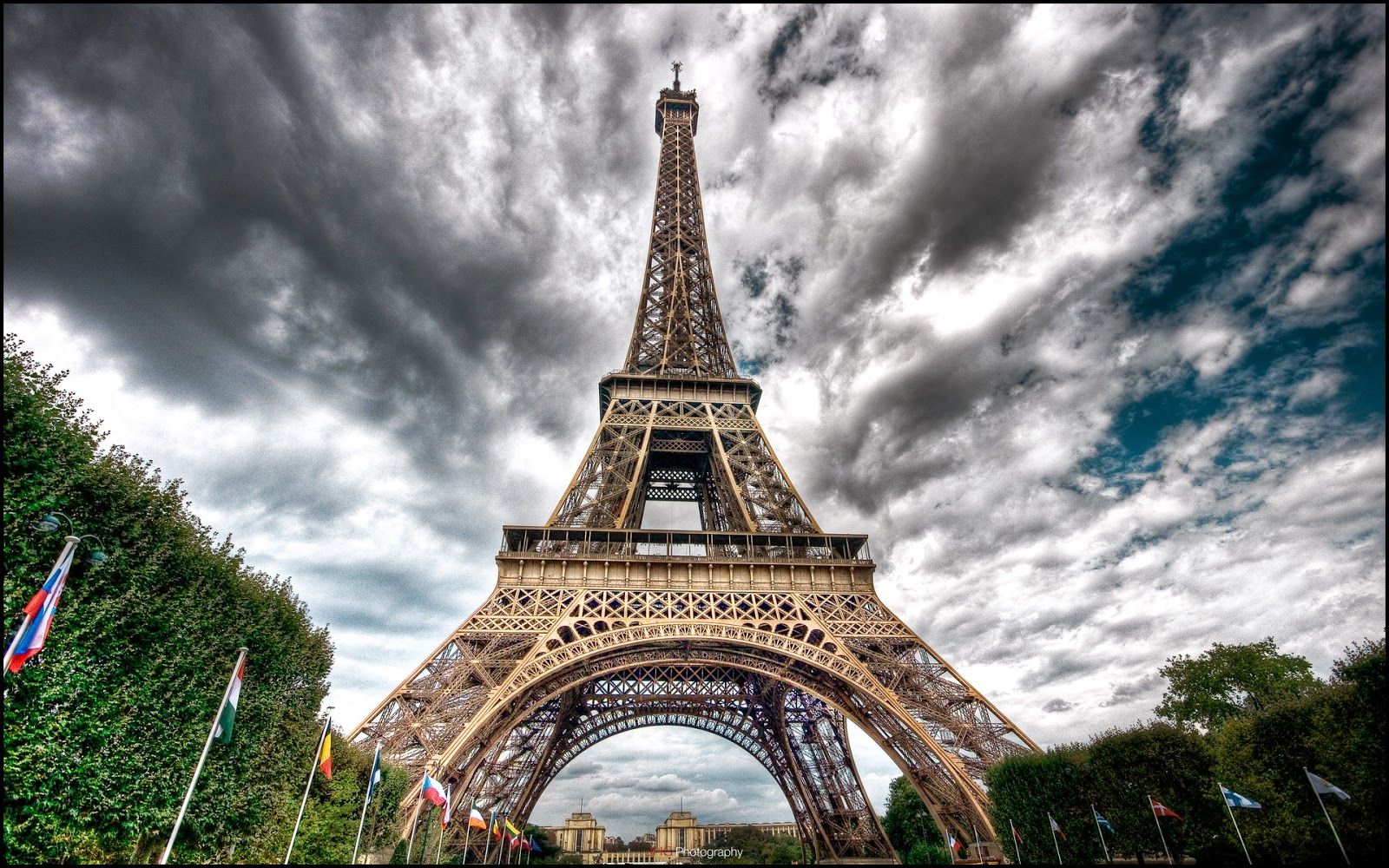 Detail High Resolution Eiffel Tower Pictures Nomer 38