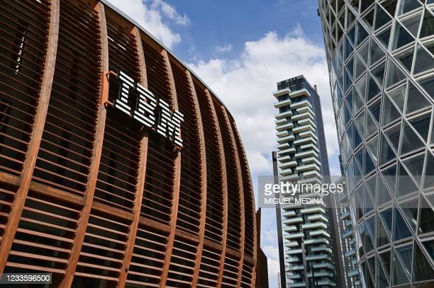 Detail High Resolution Ibm Logo Nomer 36