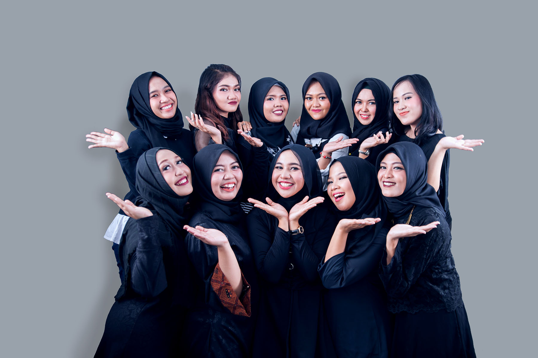 Detail Hijab Tema Photo Studio Bareng Sahabat Nomer 36