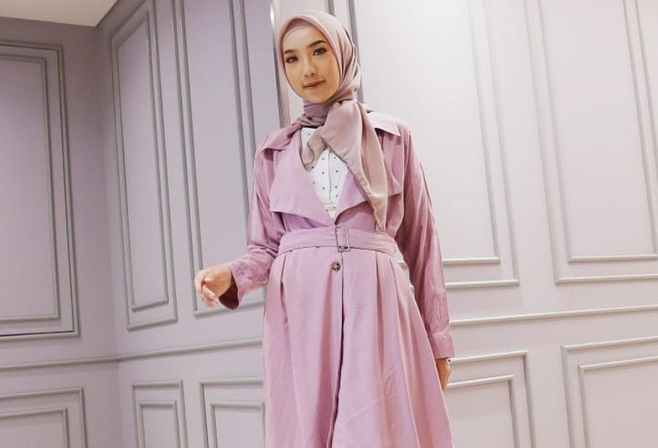 Detail Hijab Yang Cocok Untuk Baju Warna Dusty Pink Nomer 2