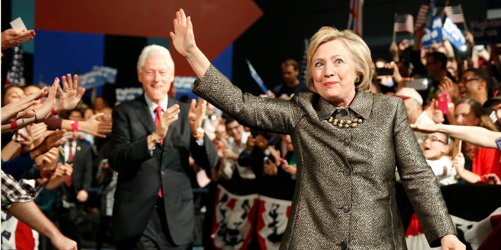 Detail Hillary Clinton Clapping Nomer 20