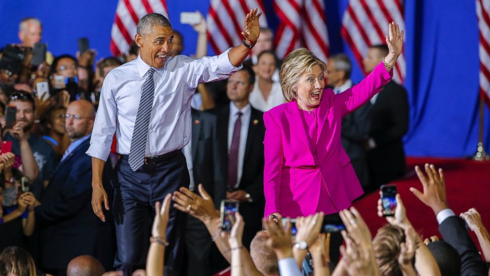 Detail Hillary Clinton Clapping Nomer 21