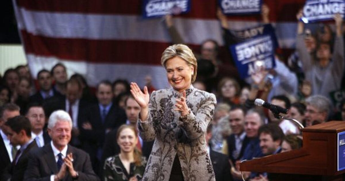 Detail Hillary Clinton Clapping Nomer 22