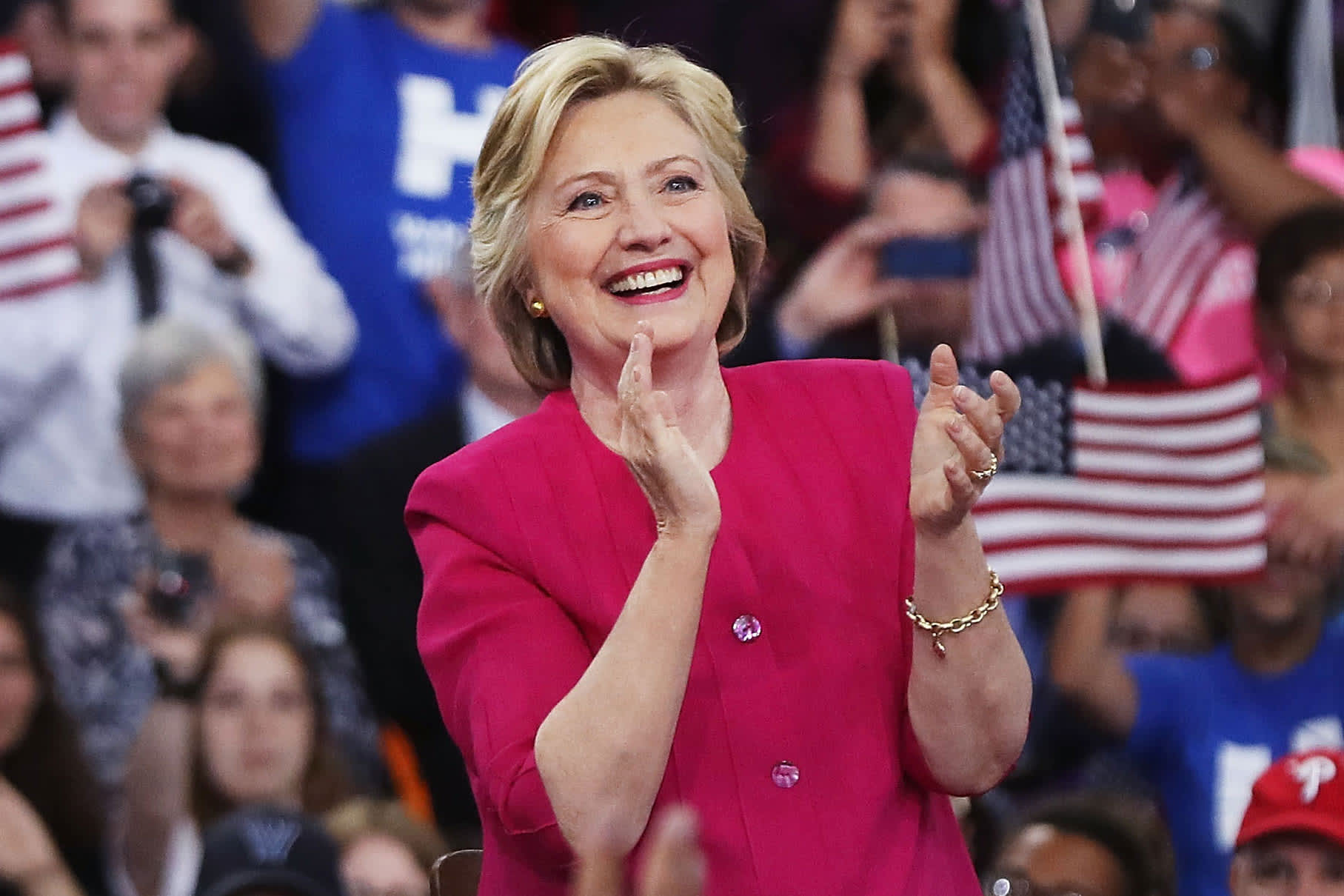 Detail Hillary Clinton Clapping Nomer 47