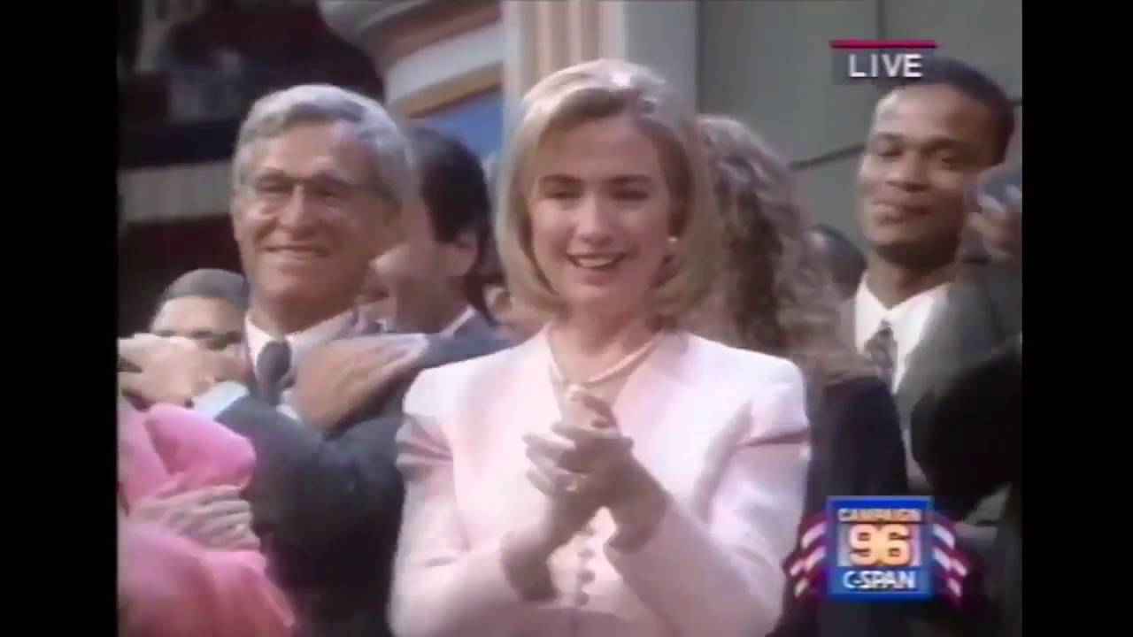 Detail Hillary Clinton Clapping Nomer 5