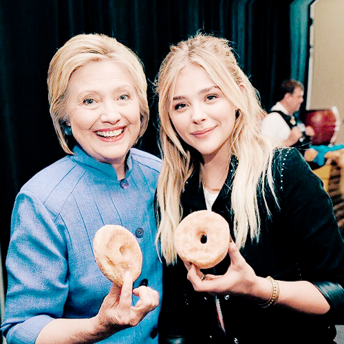 Detail Hillary Clinton Donut Picture Nomer 9