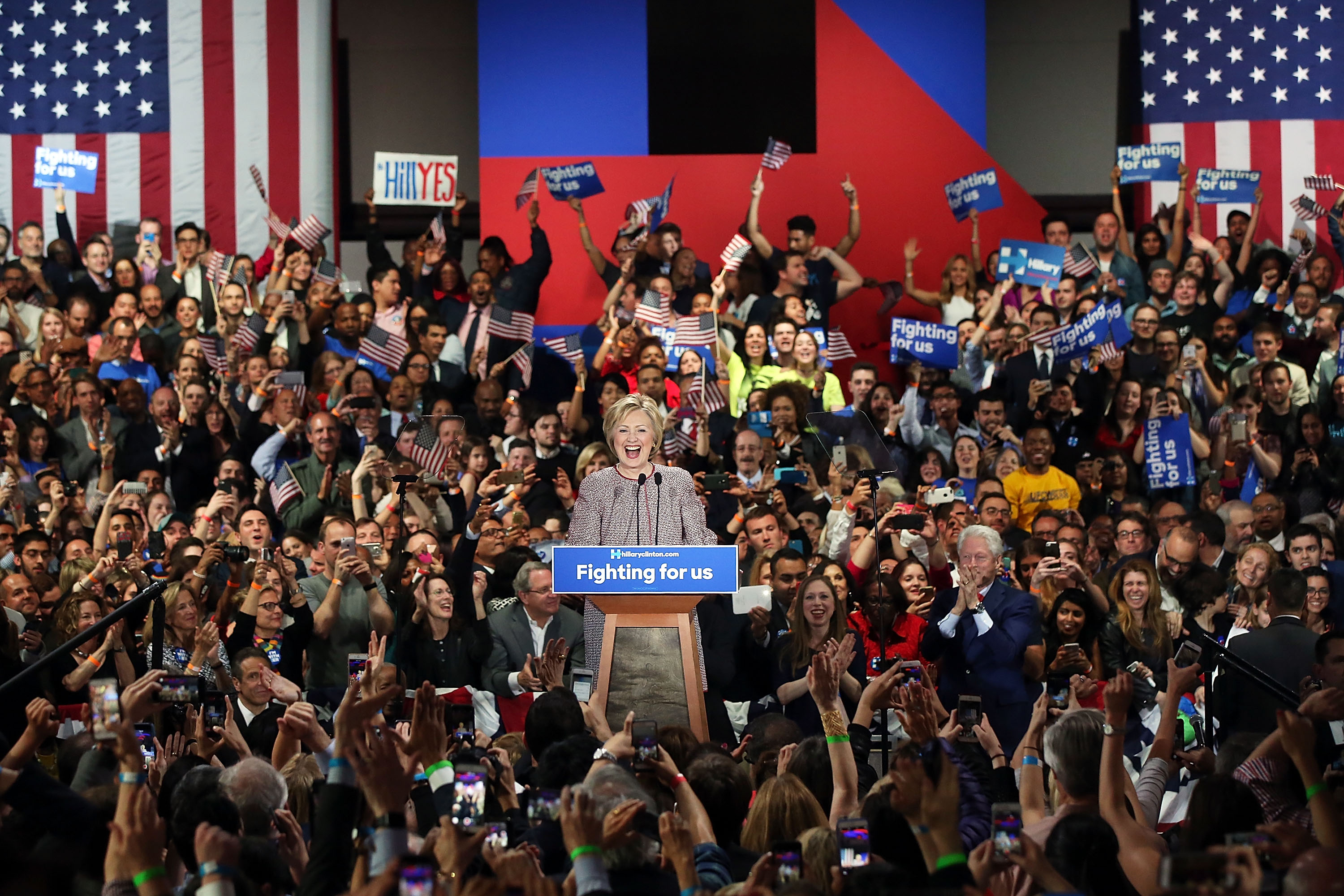 Detail Hillary Clinton Photoshop Crowd Nomer 3