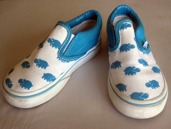 Detail Hippo Vans Nomer 17