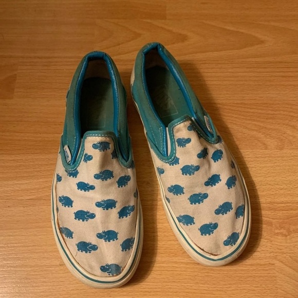 Detail Hippo Vans Nomer 23