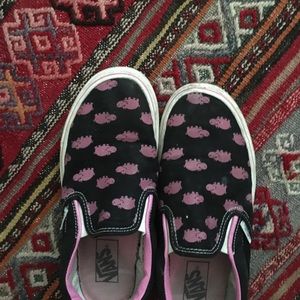 Detail Hippo Vans Nomer 41
