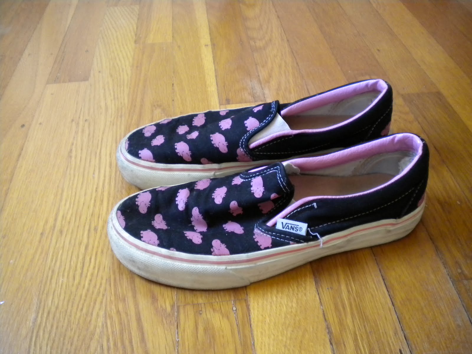 Detail Hippo Vans Nomer 45