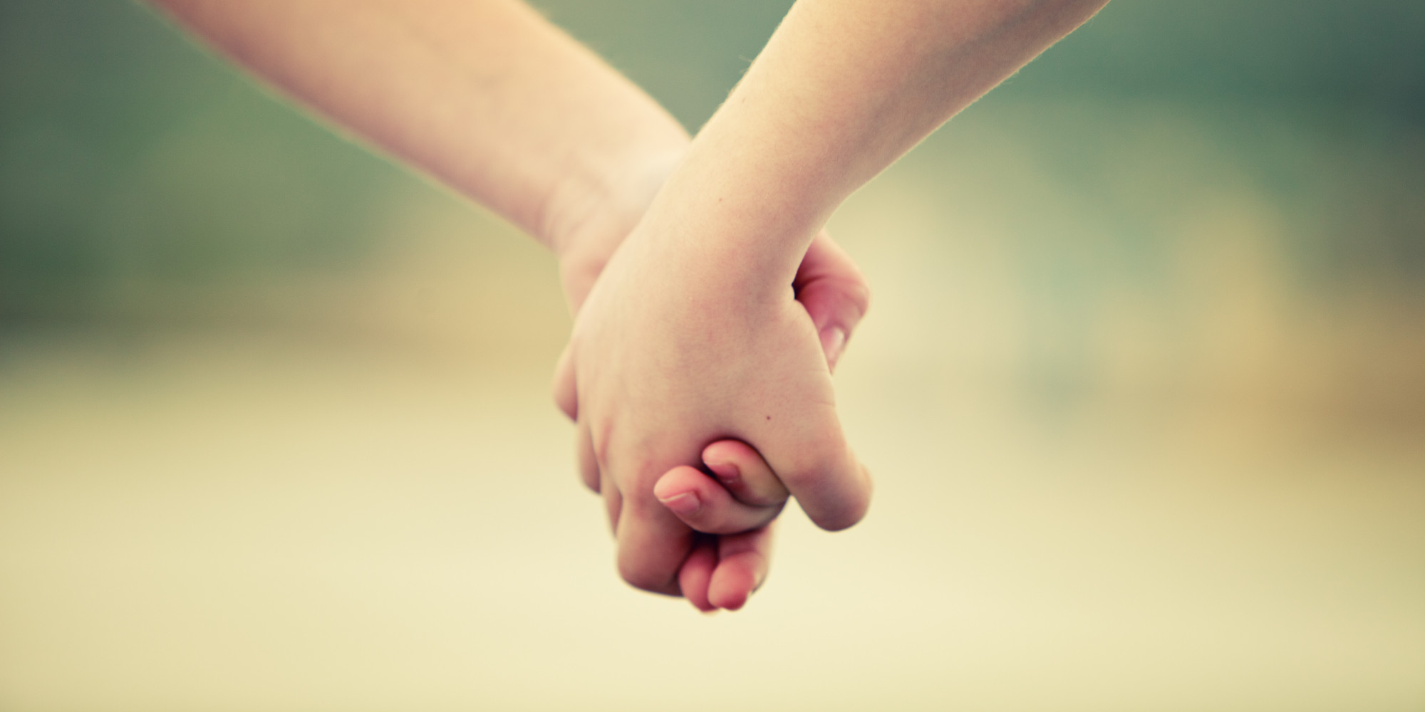 Detail Holding Hands Wallpaper Nomer 38