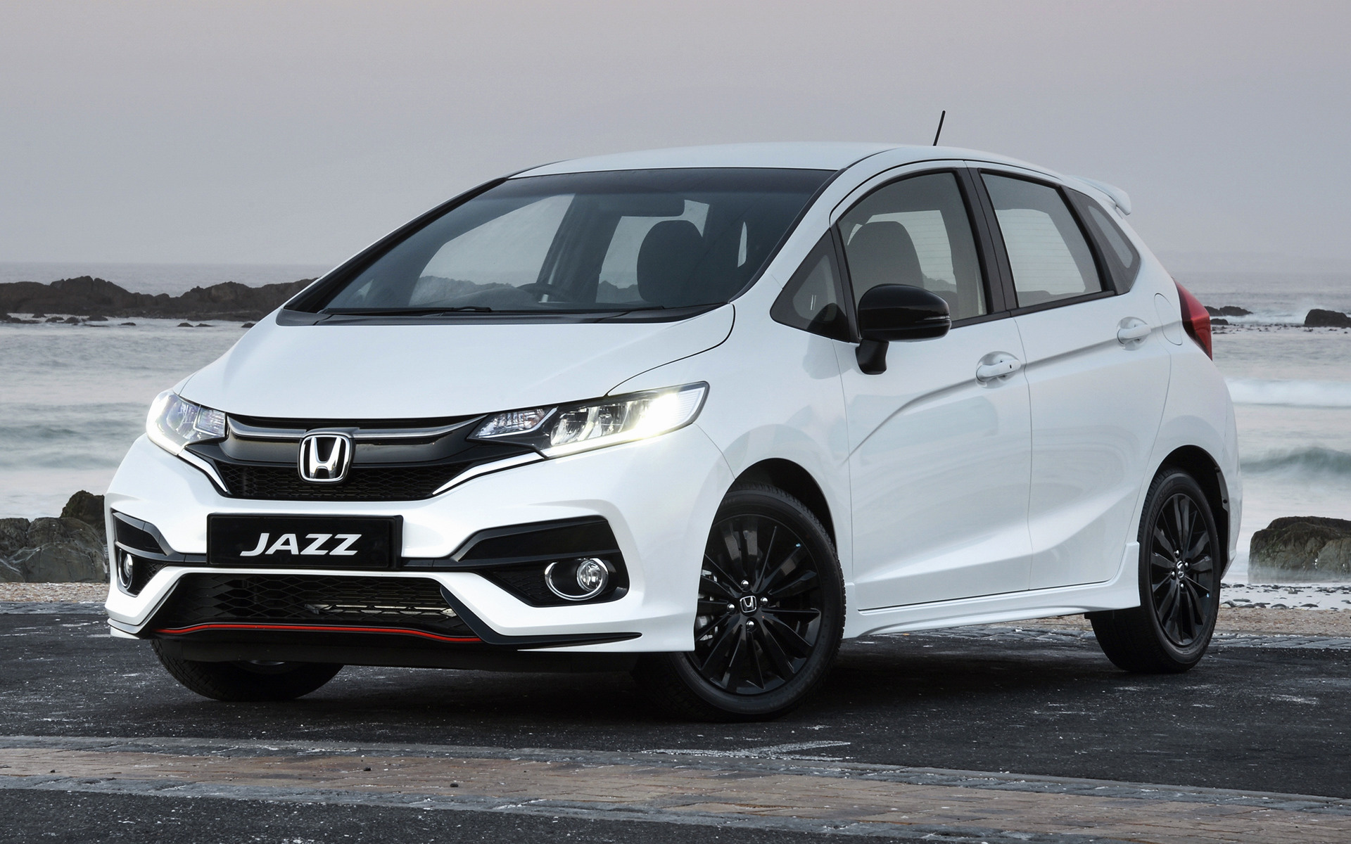 Detail Honda Jazz Wallpaper Nomer 10