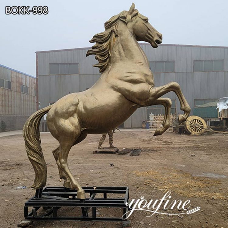 Detail Horse Statue Tarkov Nomer 21