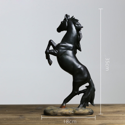 Detail Horse Statue Tarkov Nomer 45