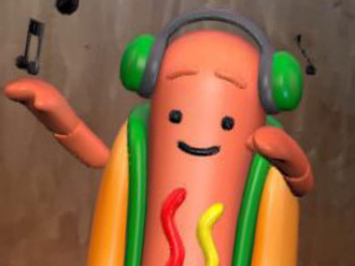 Hot Dog With Headphones Meme - KibrisPDR