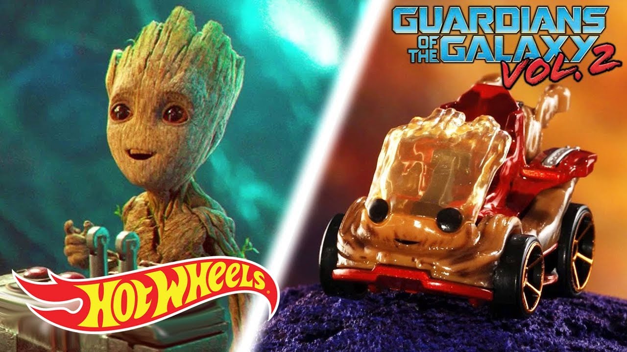 Detail Hot Wheels Groot Nomer 13