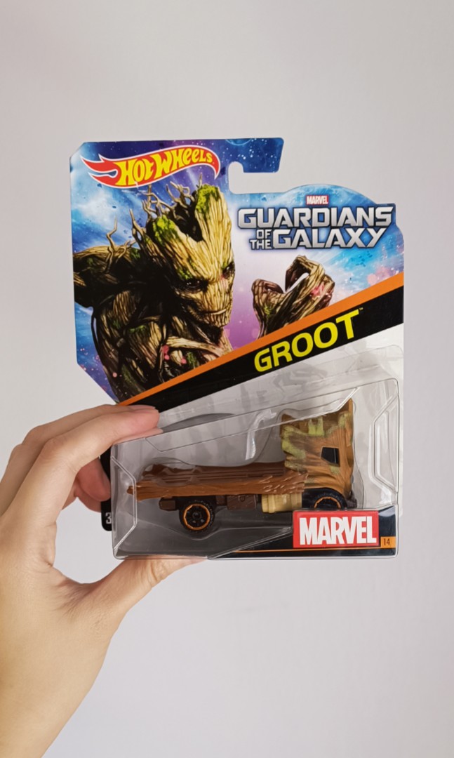 Detail Hot Wheels Groot Nomer 48