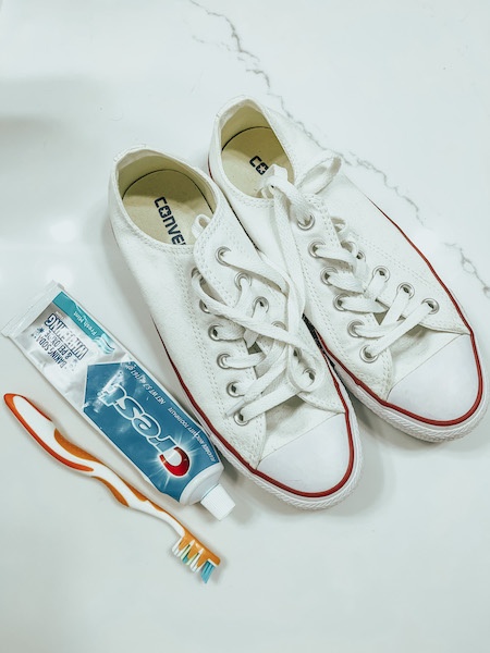 Detail How To Clean White Converse With Magic Eraser Nomer 18