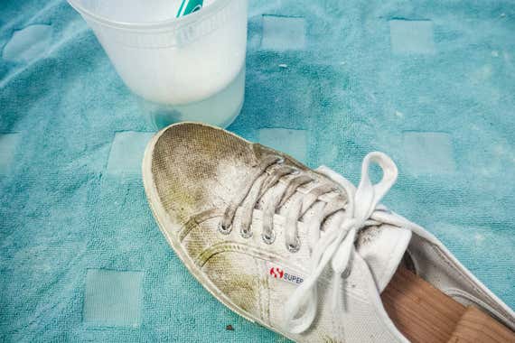 Detail How To Clean White Converse With Magic Eraser Nomer 31