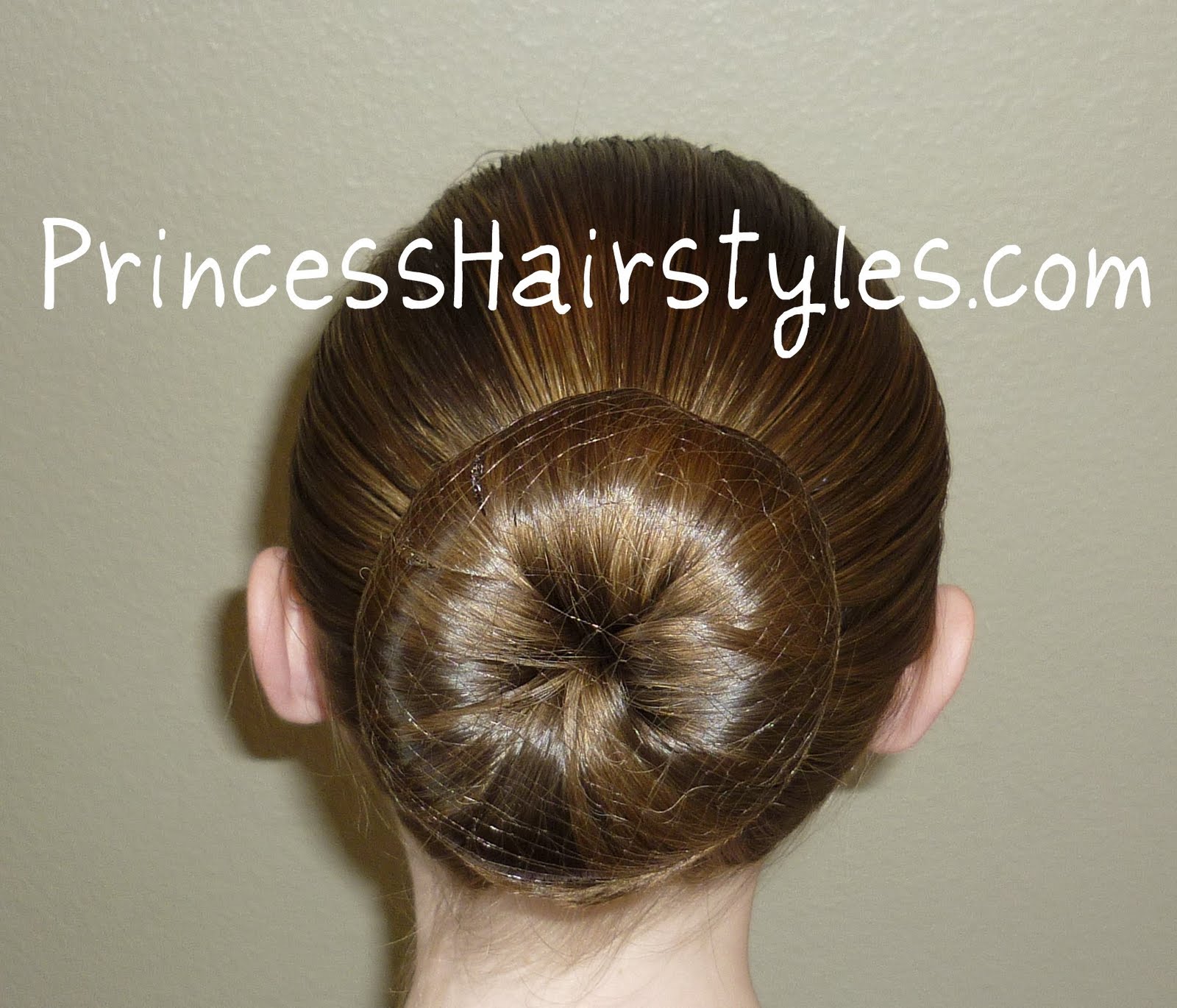 Detail How To Do A Ballet Bun With A Donut Nomer 19