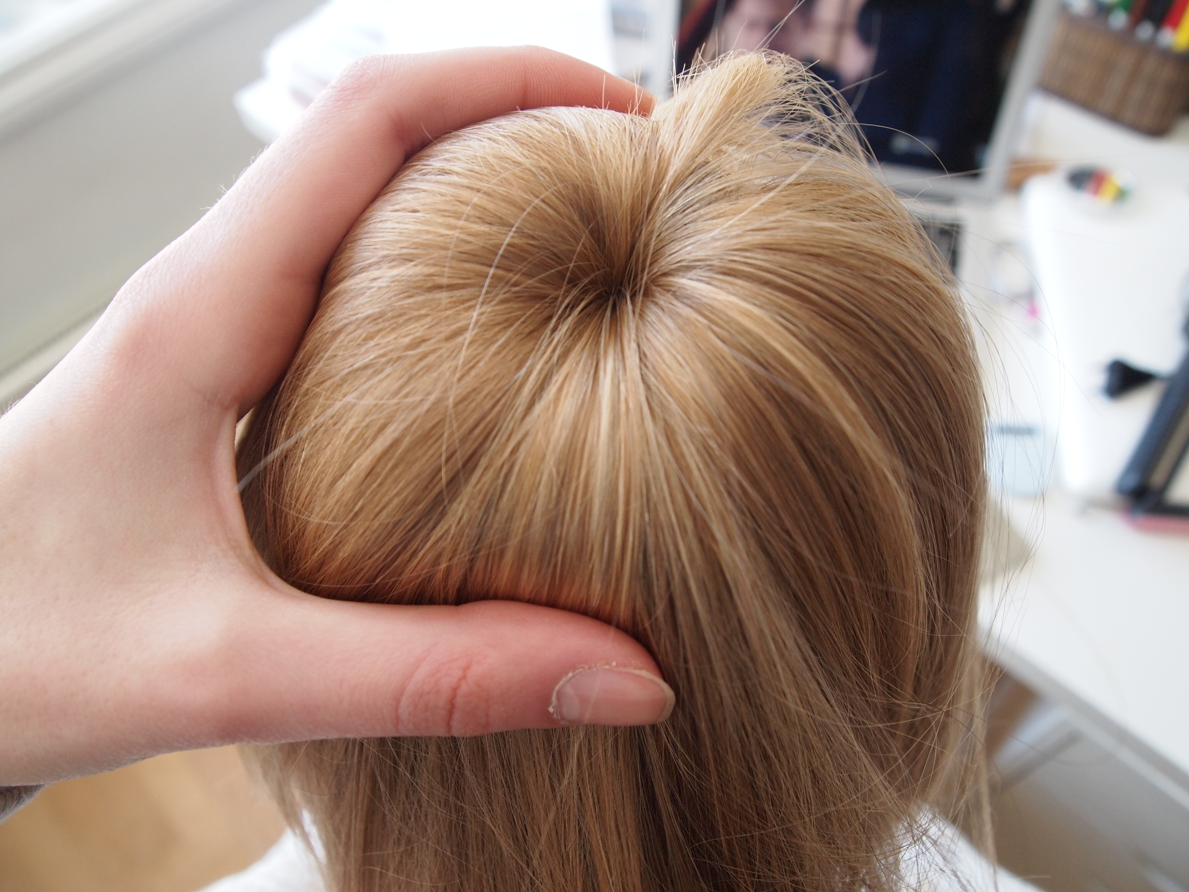 Detail How To Do A Ballet Bun With A Donut Nomer 39