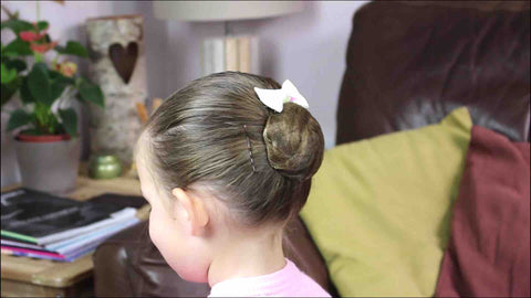 Detail How To Do A Ballet Bun Without A Donut Nomer 21