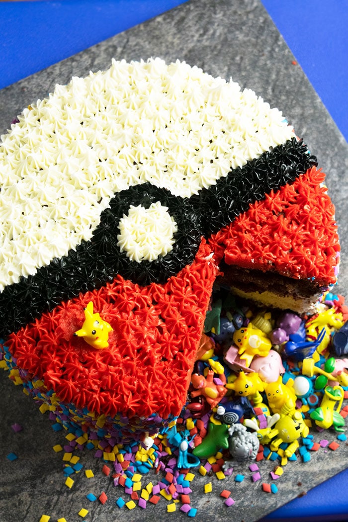 Detail How To Make Pokeball Cake Nomer 8