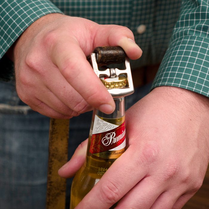 Detail How To Open A Modelo Without A Bottle Opener Nomer 12