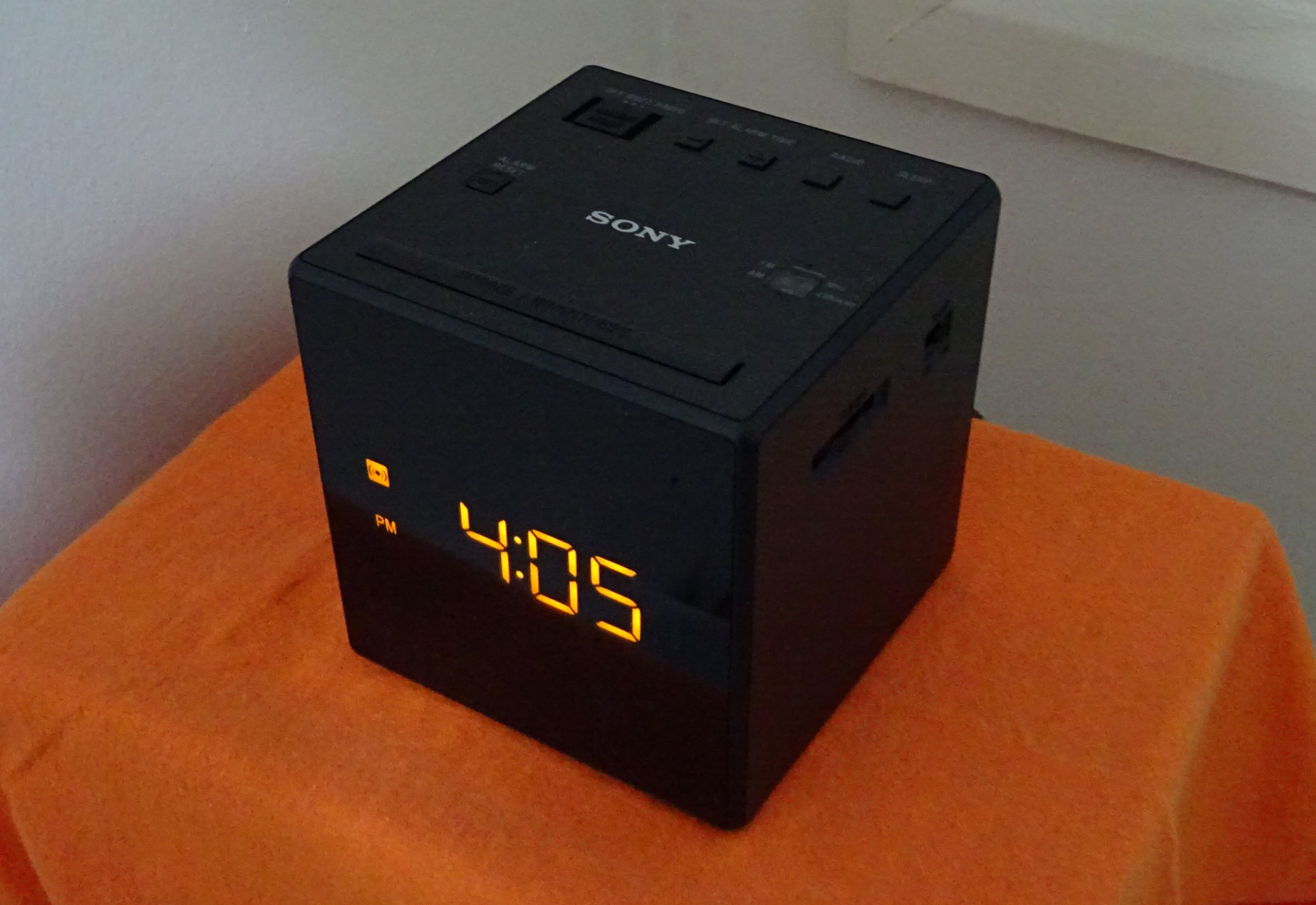 Detail How To Set Alarm On Sony Cube Alarm Clock Nomer 10