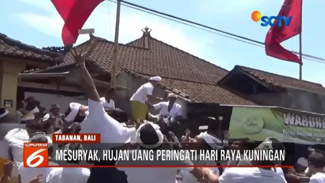 Detail Hujan Uang Di Indonesia Nomer 5