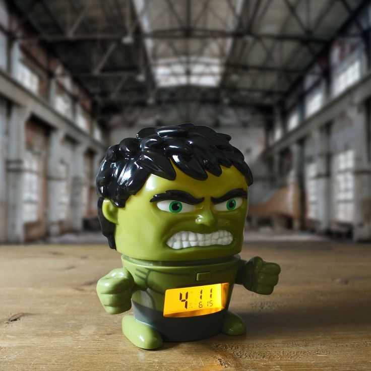 Detail Hulk Alarm Clock Nomer 14