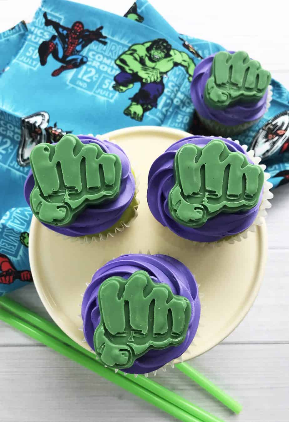 Detail Hulk Cake Pan Nomer 18