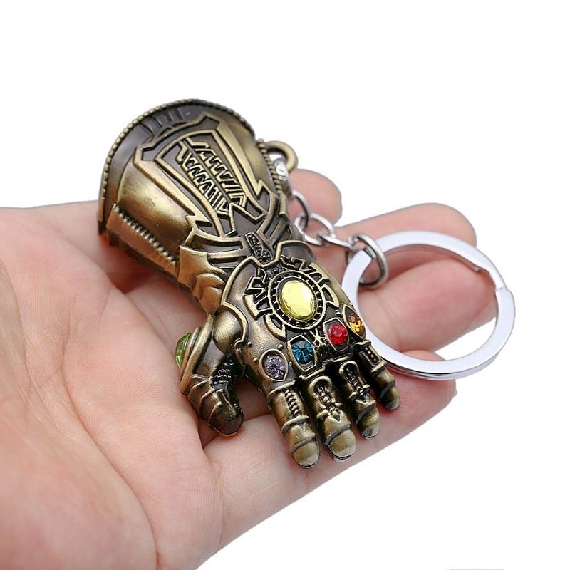 Detail Hulk Fist Keychain Nomer 43