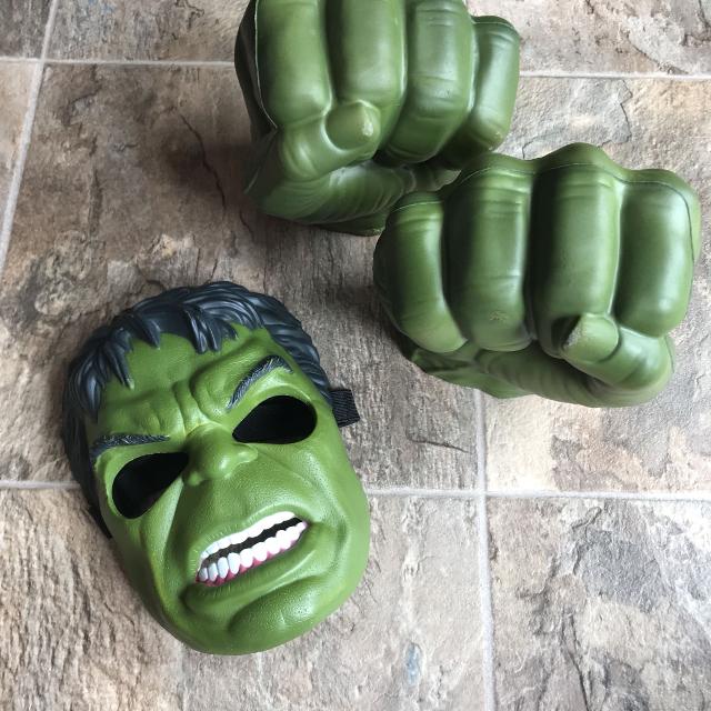 Detail Hulk Gloves And Mask Nomer 4