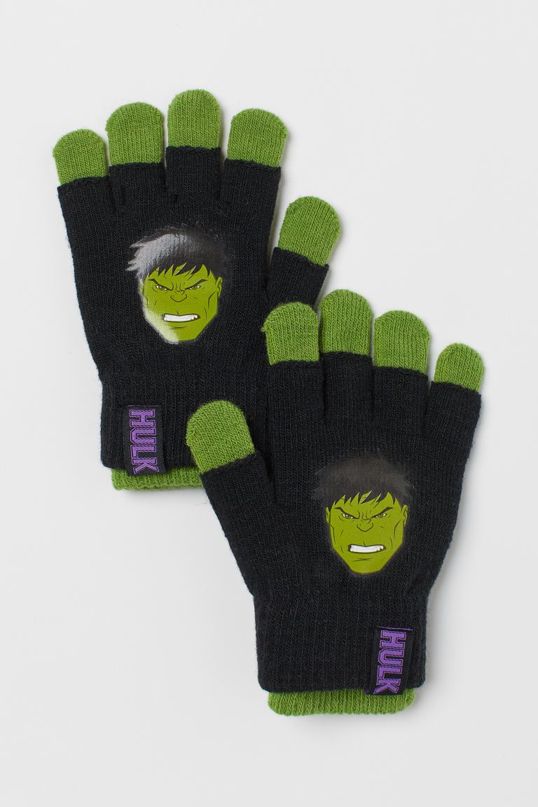 Detail Hulk Hat And Gloves Nomer 9