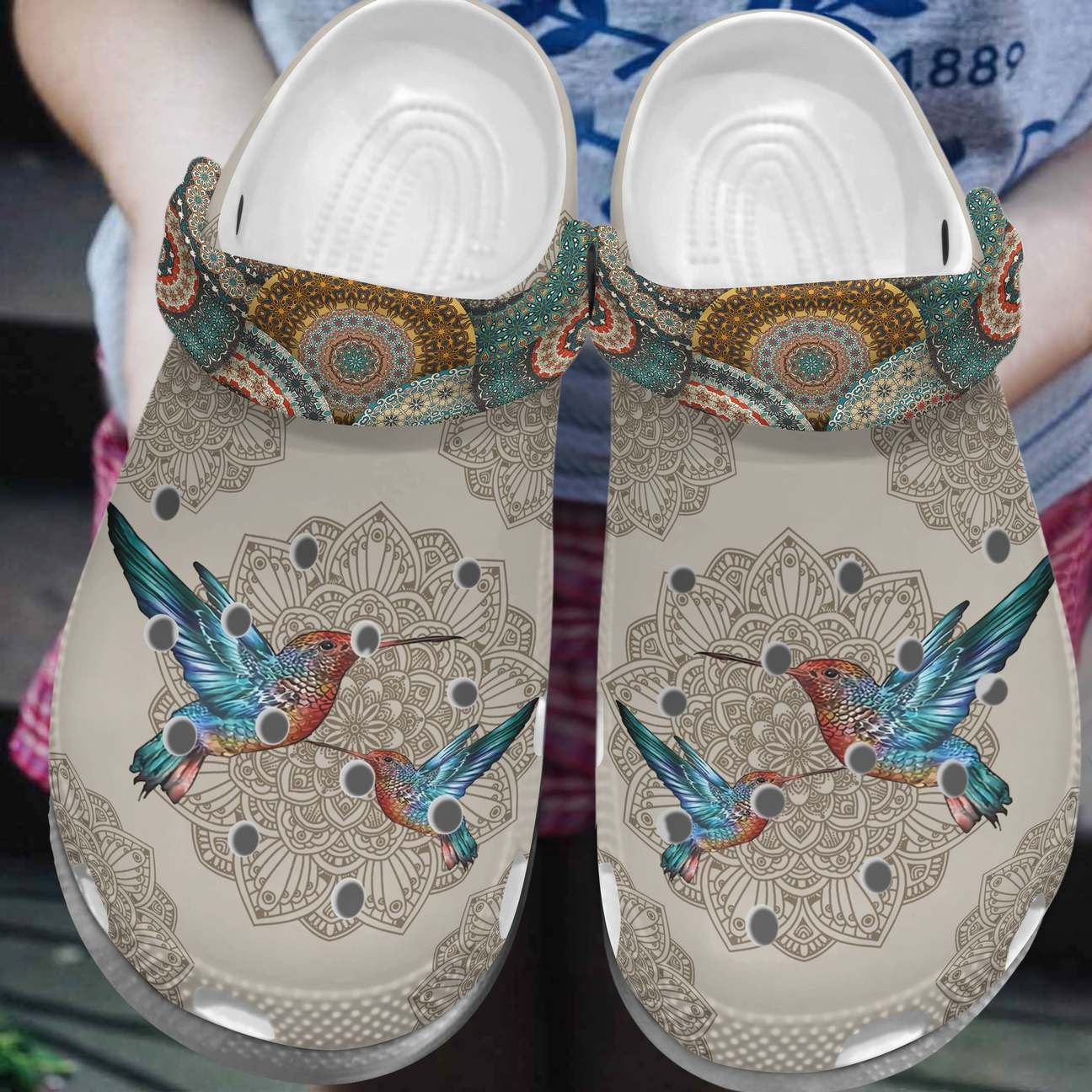 Detail Hummingbird Crocs Nomer 46