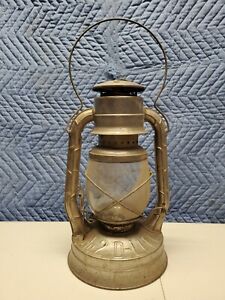 Detail Hurricane Lamp Wikipedia Nomer 27