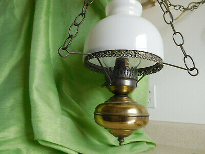 Detail Hurricane Lamp Wikipedia Nomer 31