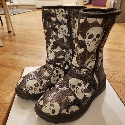 Detail I Heart Uggs Skulls Nomer 50